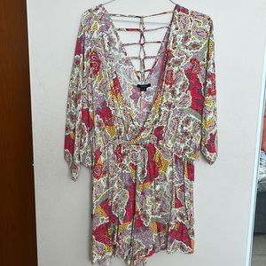 Beautiful Romper . Perfect for beach day